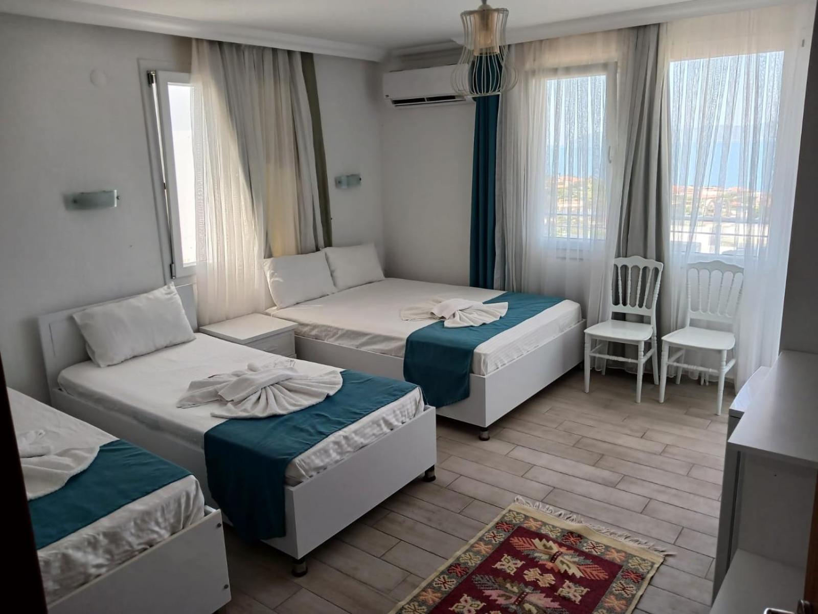 Huzur Hotel Siğacık Esterno foto